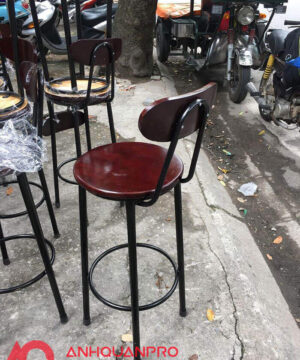 ghe bar chan sat mat go gb1 2