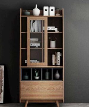 Cánh tủ kính độc đáo mang lại sự hiện đại cho sản phẩm .
