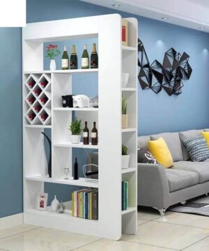 Tủ rượu TGC22 được lựa chọn làm vách ngăn phòng đọc đáo