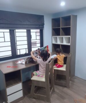 Hình ảnh bàn học đôi có giá sách BGC48