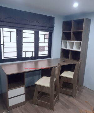 Hình ảnh bàn học đôi có giá sách BGC48