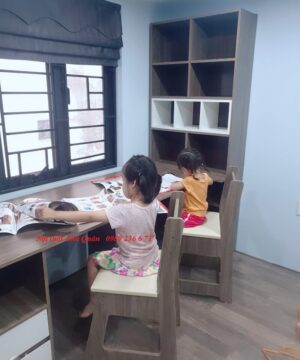 Hình ảnh bàn học đôi có giá sách BGC48