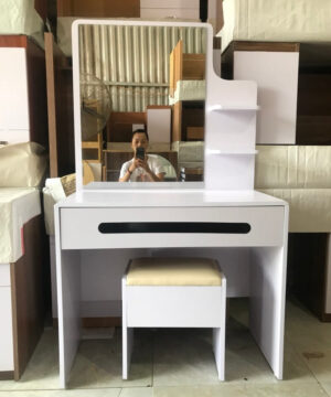 Bàn trang điểm BTD06
