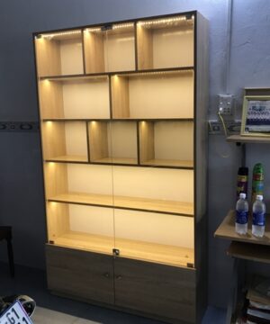 Tủ kệ trưng bày TKB07