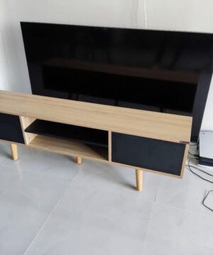 Kệ tivi gỗ công nghiệp hiện đại KTV18